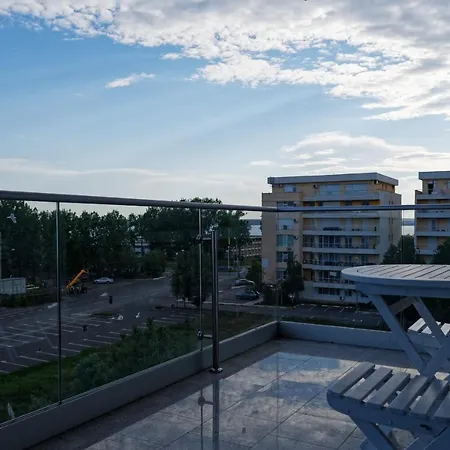 Studio Summerland Mamaia